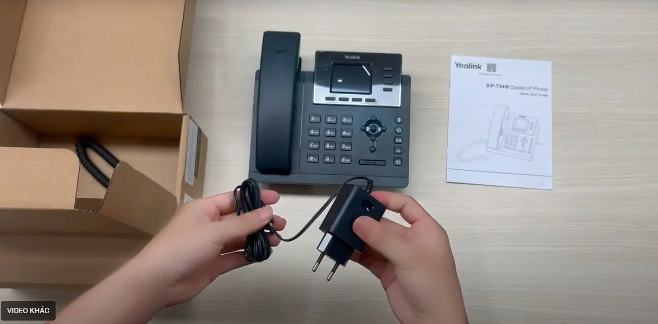 Điện thoại IP Wifi không dây Yealink SIP-T34W